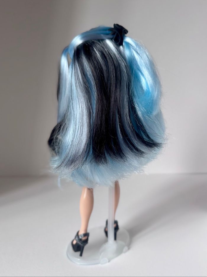 Gabriella Rainbow High - photo numéro 5