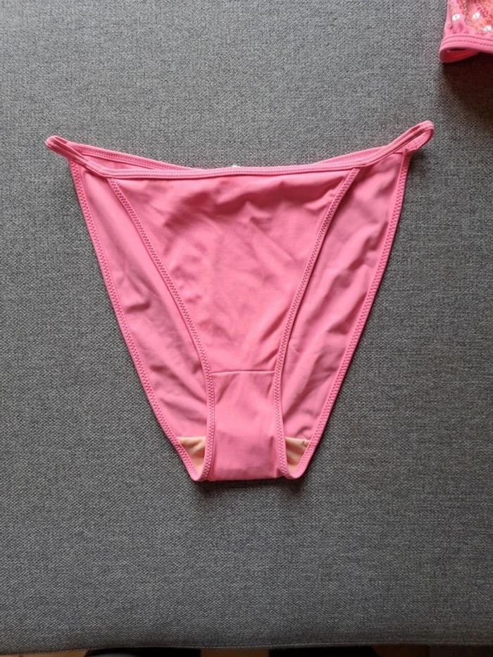 Maillot de bain / bikini rose en L - photo numéro 2
