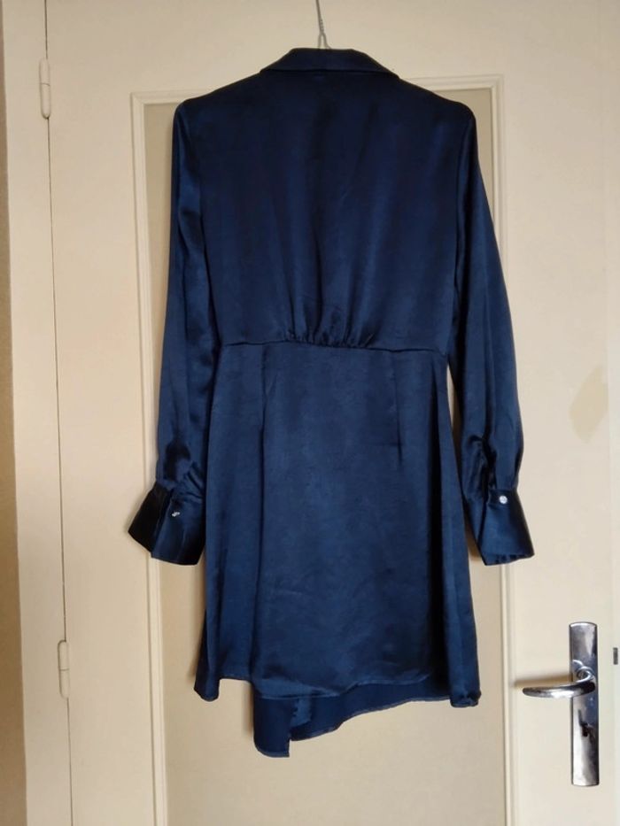 Robe chambre satin taille S/36 neuve - photo numéro 2