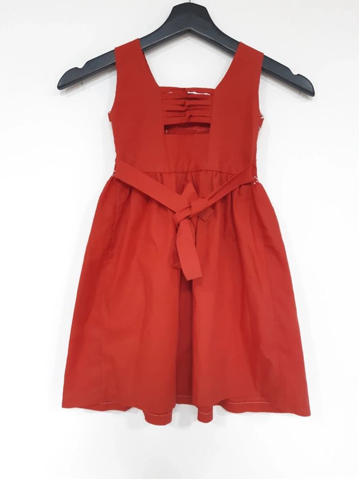 Robe rouge 4 ans - photo numéro 4