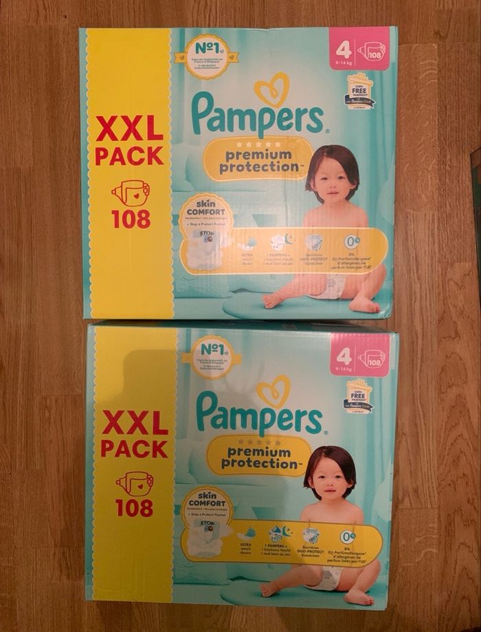 216 couches taille 4 Pampers premium protection
