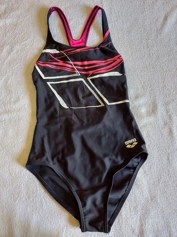 Maillot de bain arena 10 ans