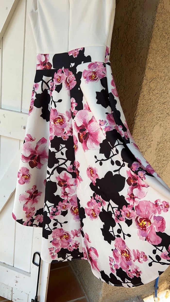 Robe fleurie - photo numéro 4