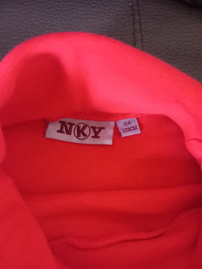 Lot sous pull 8 ans - photo numéro 2