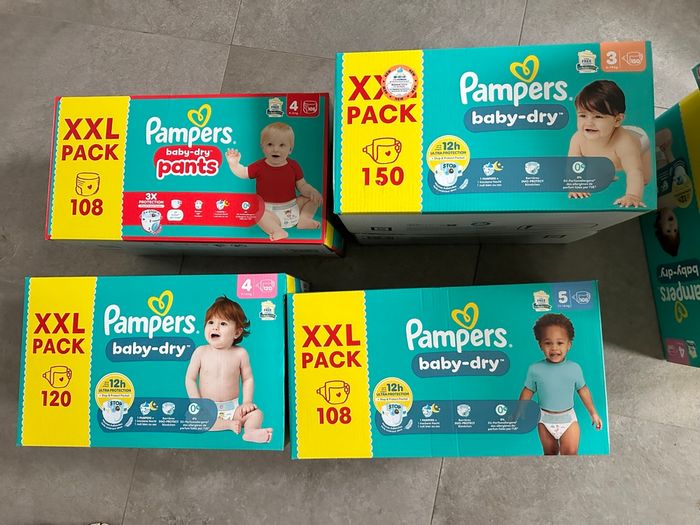 Couches pampers