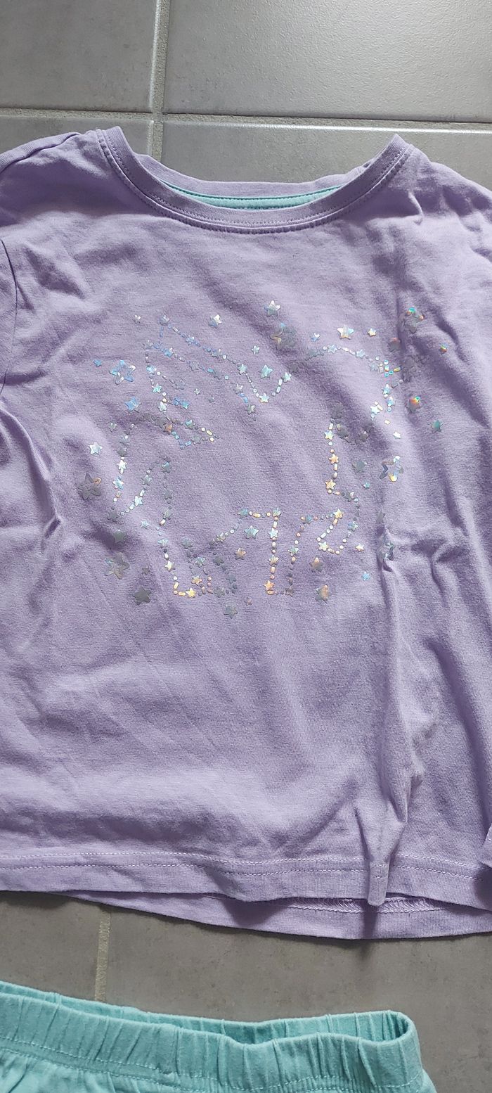 2 pyjamas Primark taille 6/7 ans - photo numéro 2