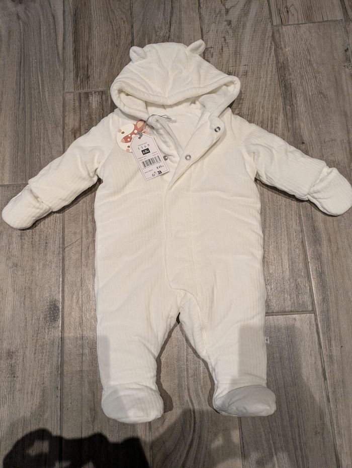 Combinaison d'hiver bébé