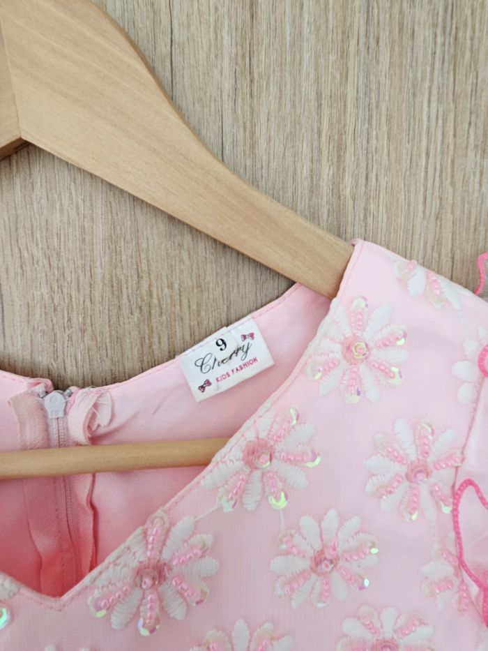 Jolie robe cérémonie 9 ans - photo numéro 5
