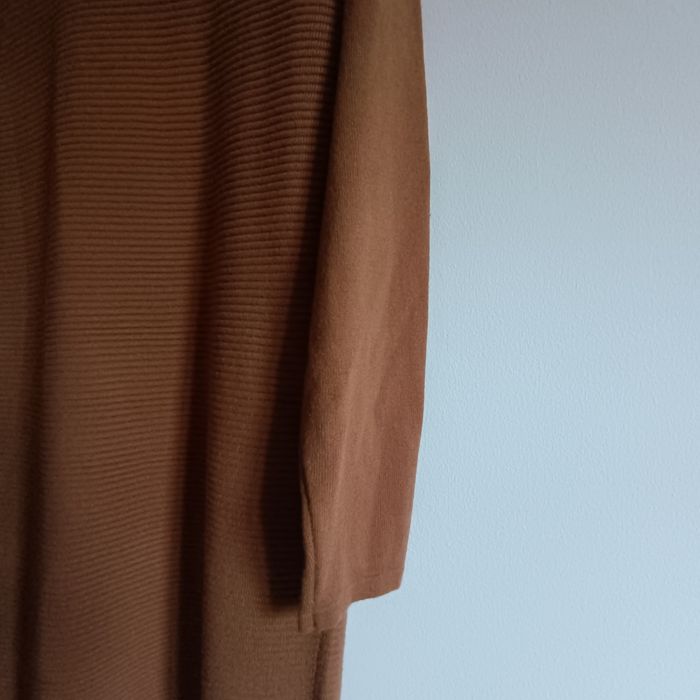 Robe pull camel