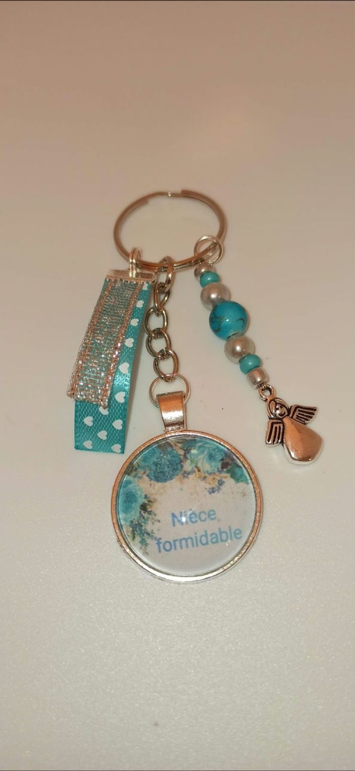 Porte clé message bijoux de sac nièce "nièce formidable"
