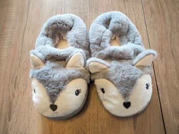 Chaussons gris polaire