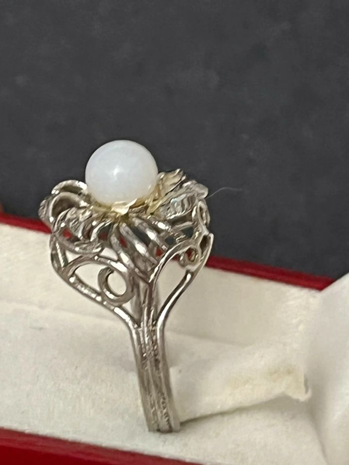 Jolie bague en argent massif ciselé avec pierre blanche T. 54 femme TBE - photo numéro 10