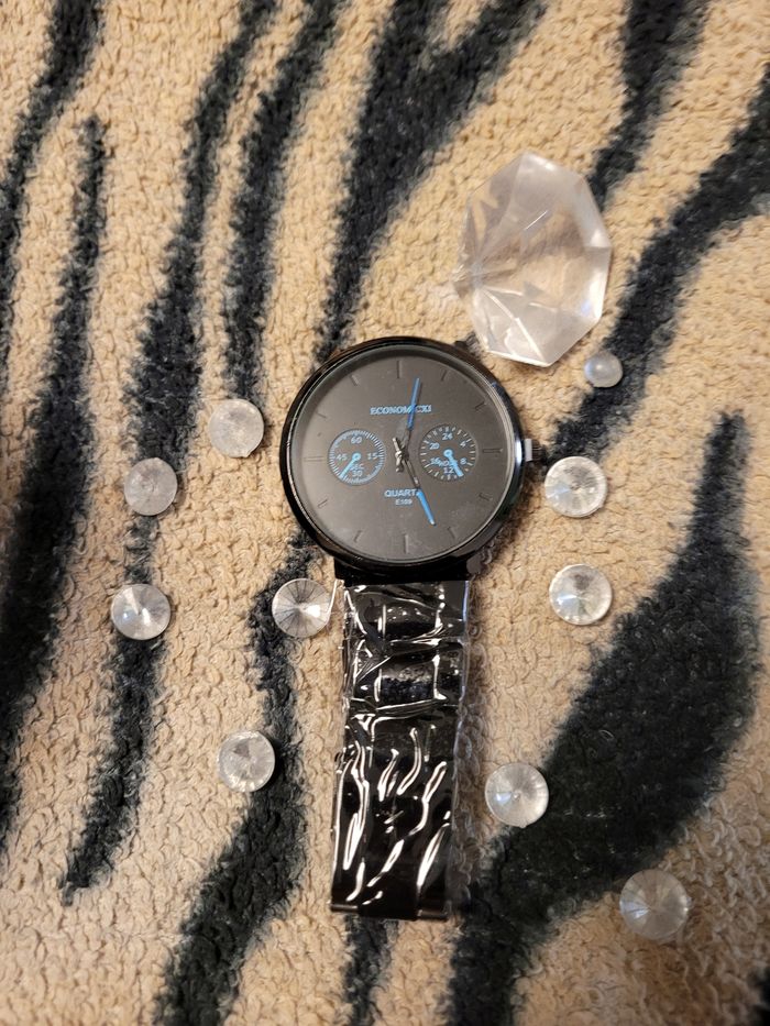 Montre homme bleue - photo numéro 2