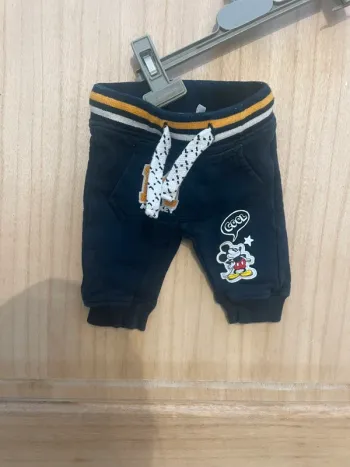 Pantalon de jogging bébé bleu marine Mickey – Taille 3 mois, -50 % par lot