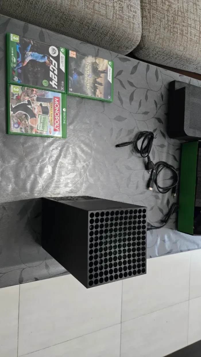 Microsoft · Xbox Series X · Noir
