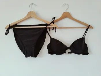 Maillot de bain 2 pièces noir t.42