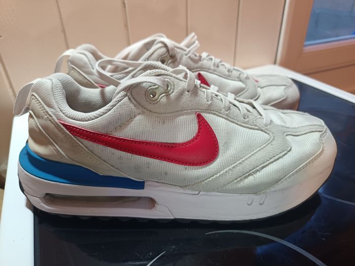 Baskets Air Max Dawn GS  Taille 41 - photo numéro 4