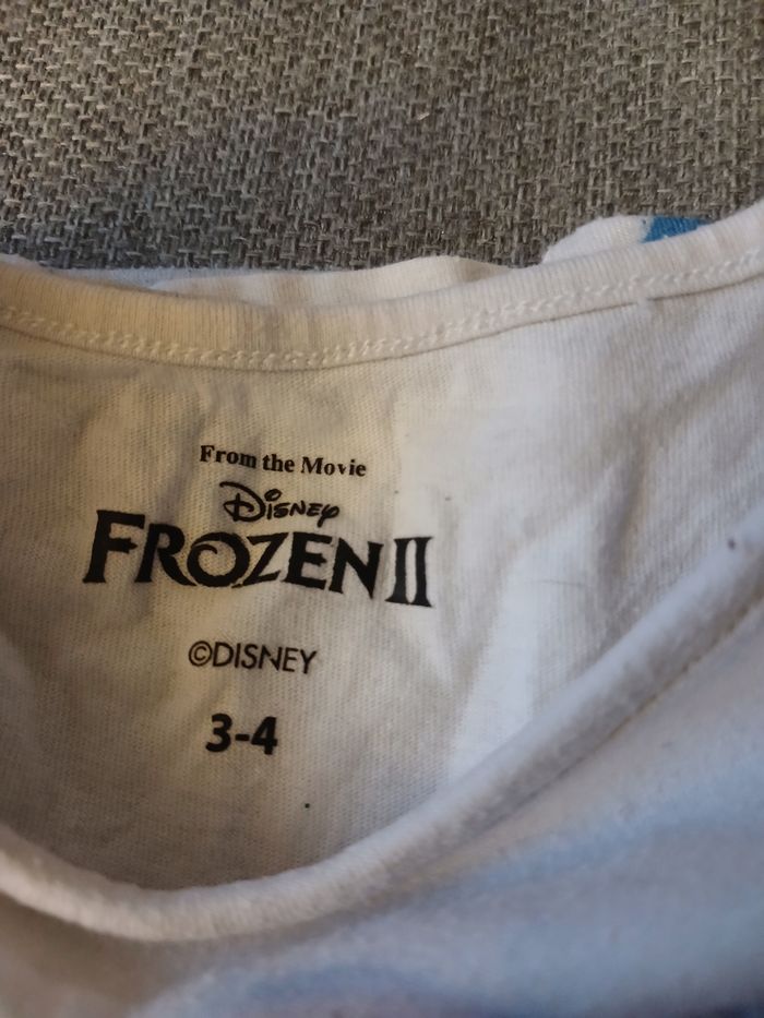 Tshirt reine des neiges 4 ans - photo numéro 3