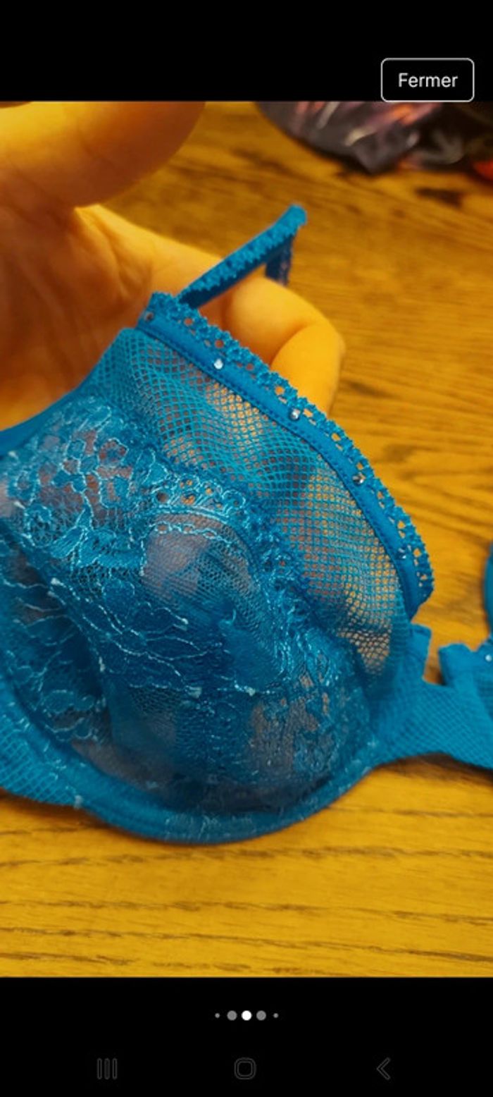 Très beau Soutien-gorge Andres Sarda fr 90 B - photo numéro 11
