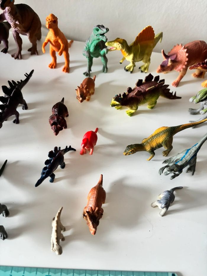 Lot dinosaures - photo numéro 4