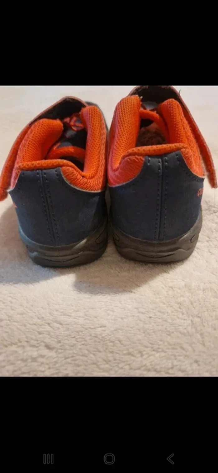 Baskets / chaussures de marche Quechua - photo numéro 4