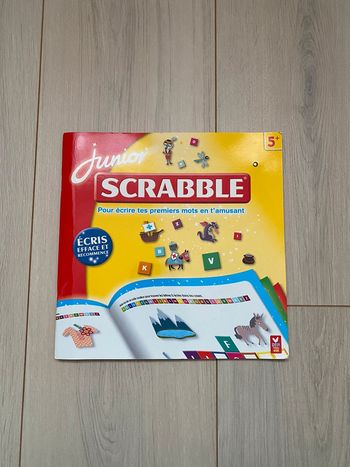 Livre-jeu Scrabble junior