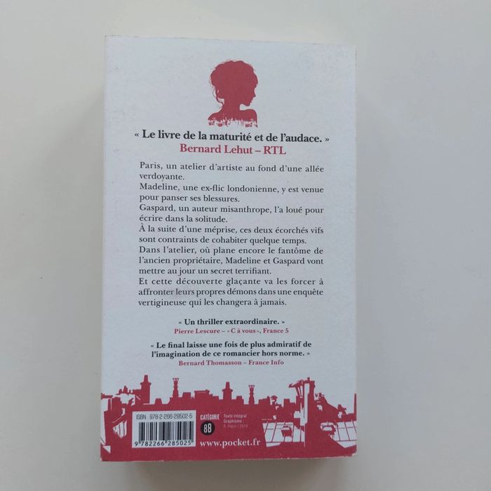 Livre - Un appartement à Paris - photo numéro 2