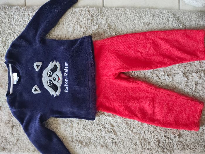 Pyjama 2 pièces taille 4 ans