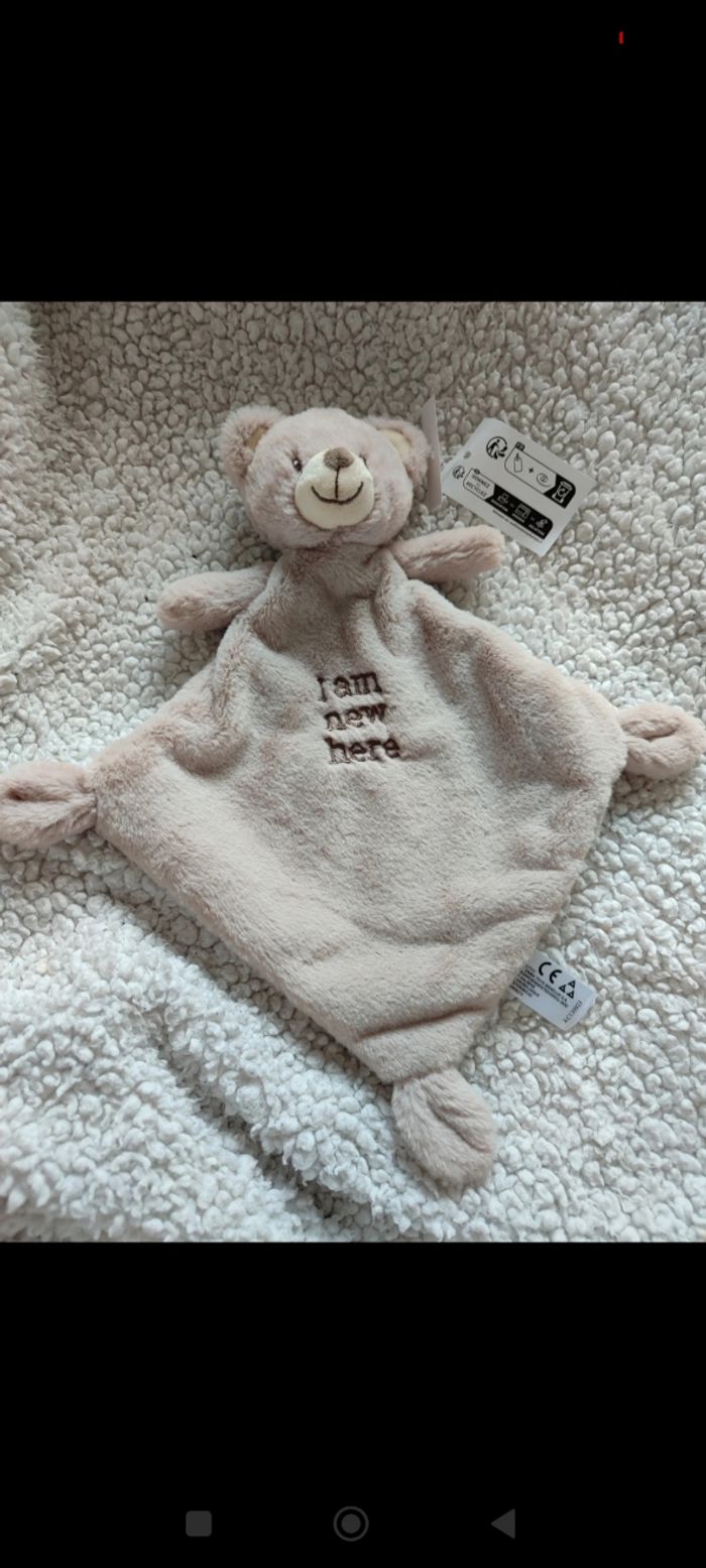 Doudou ourson beige c et a
