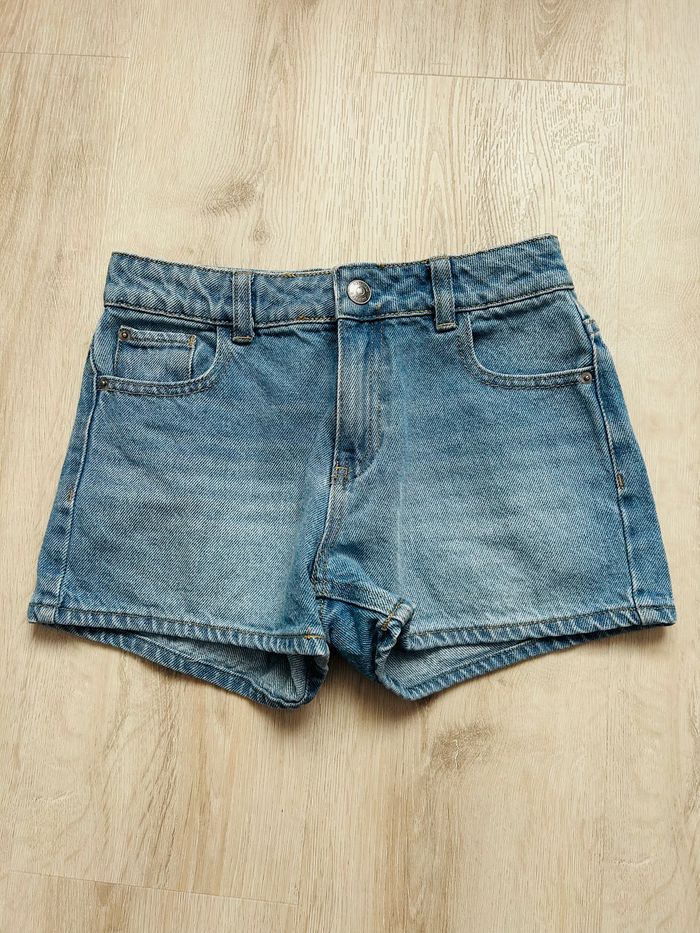 Short bleu kiabi 10ans