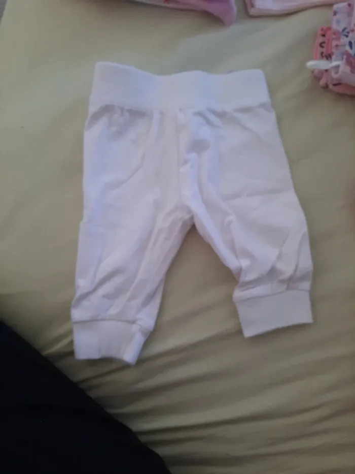 Lot 4 pantalons 1moi - photo numéro 4