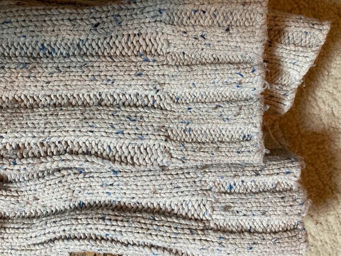 Pull épais beige - photo numéro 4