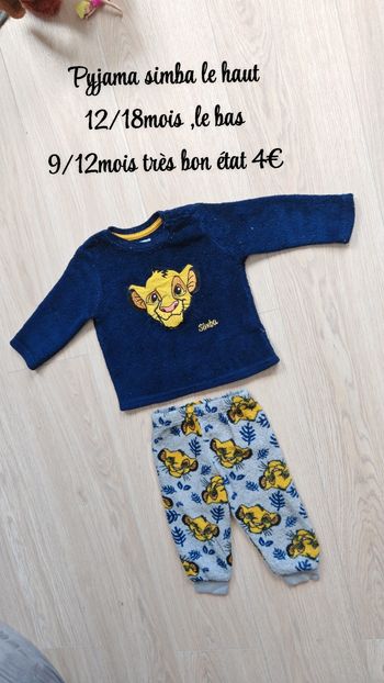 Pyjama Simba le haut 12mois le bas 9/12mois