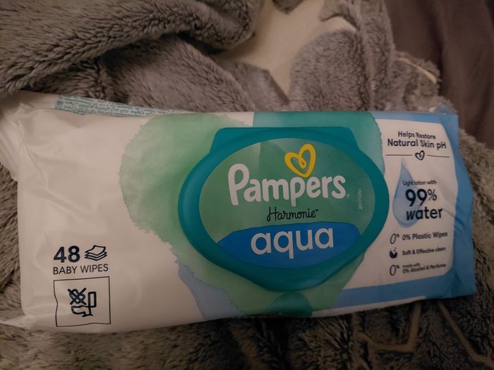 1 lot de 20 lingettes pampers harmonie aqua