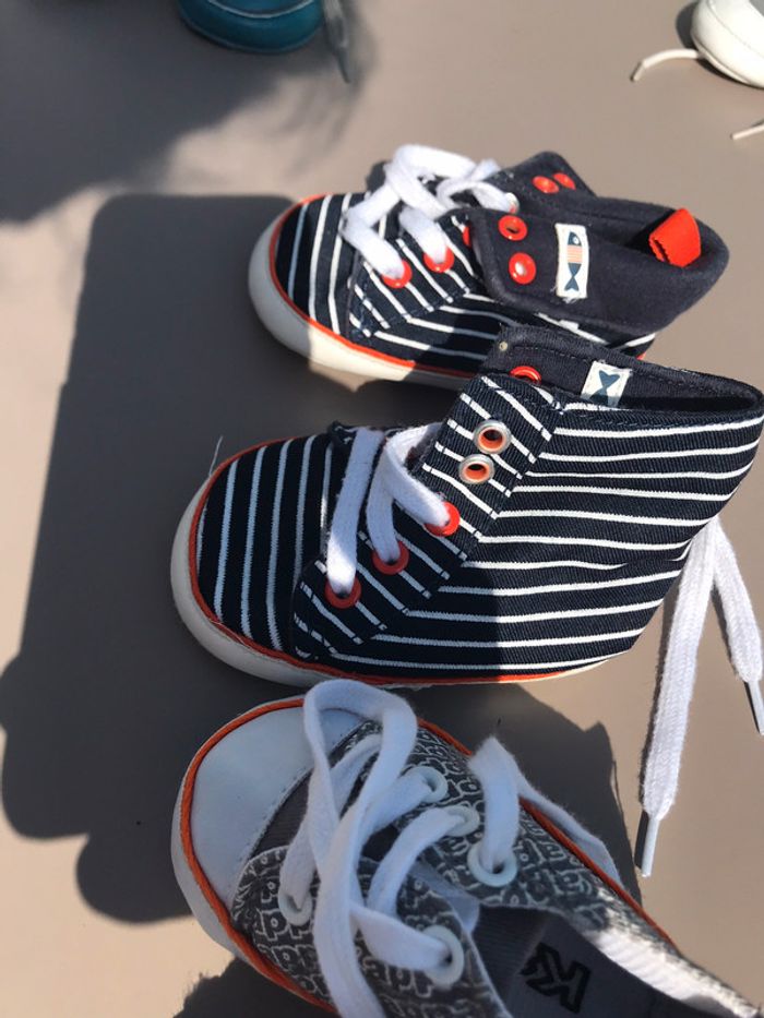 Lot de 3 paires de chaussures 3-6 mois neuves - photo numéro 4