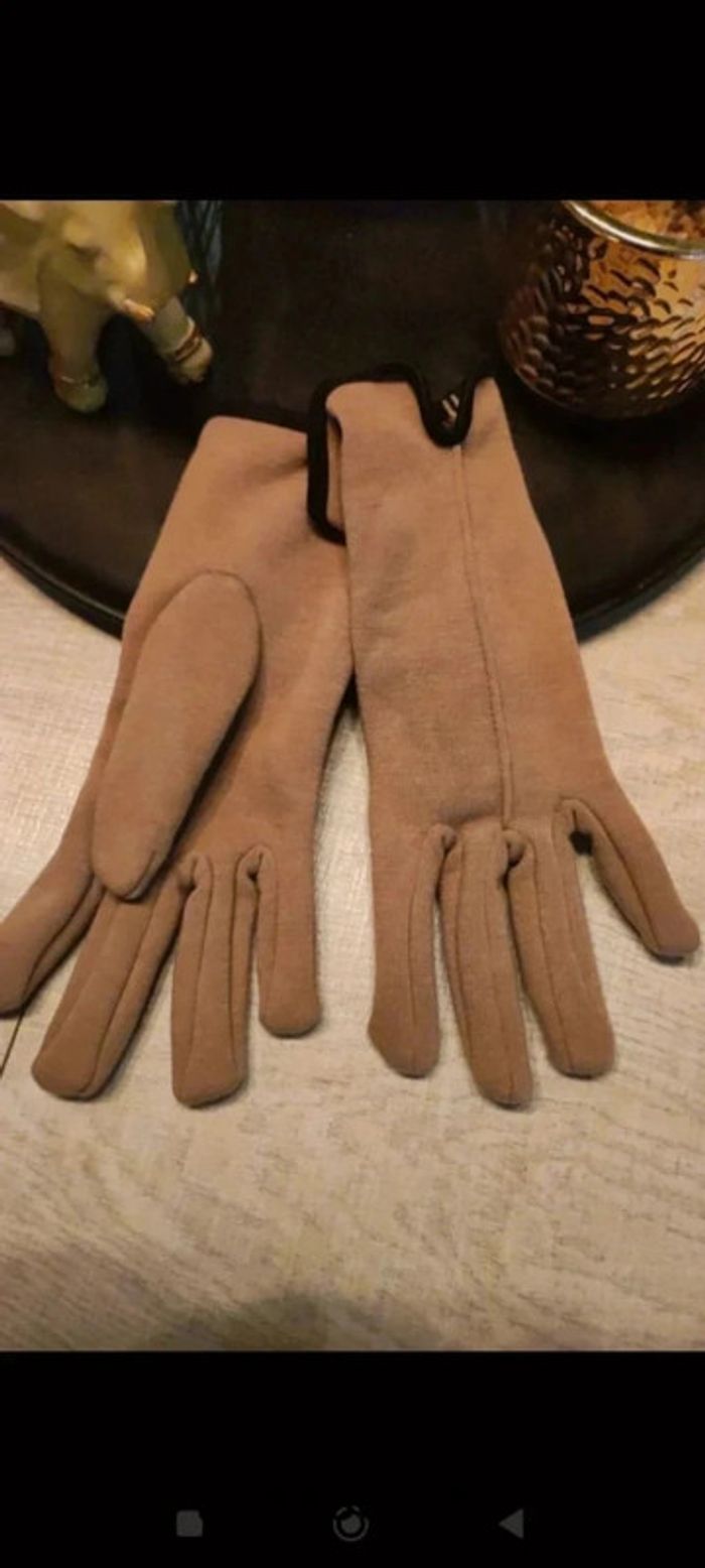 Gant femme neuf Primark