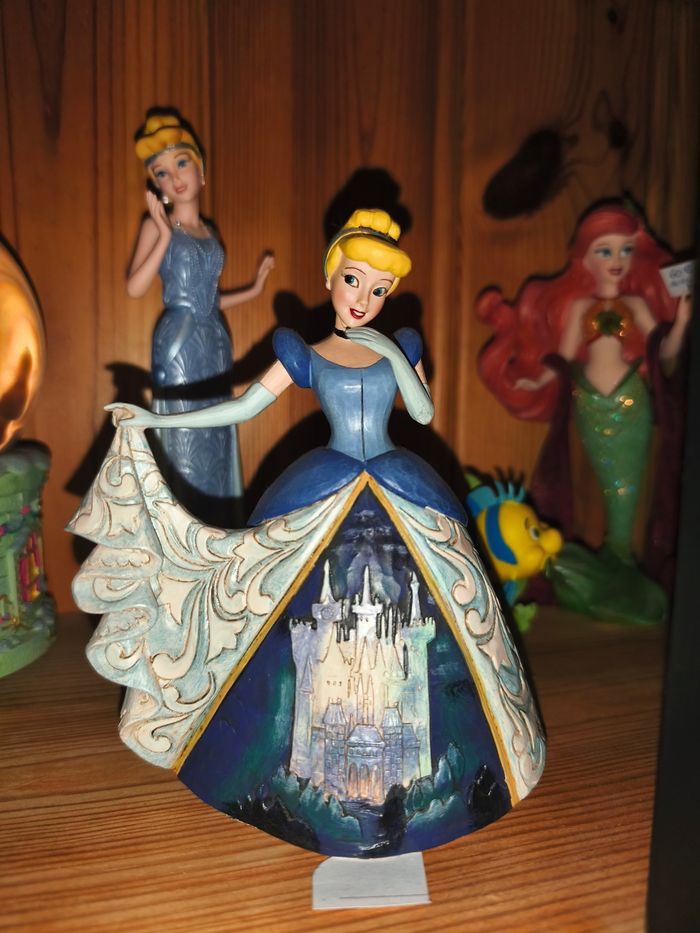Figurine cendrillon chateau