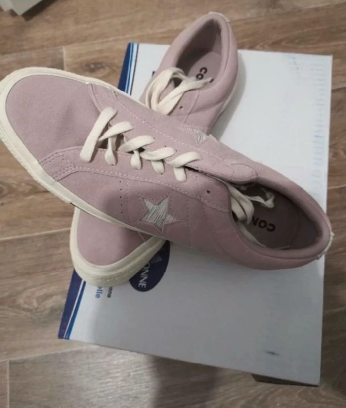 Converse One star taille 40 (US 7) neuves - photo numéro 4