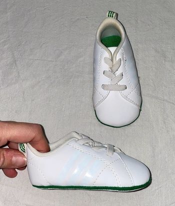 baskets Adidas Taille 17