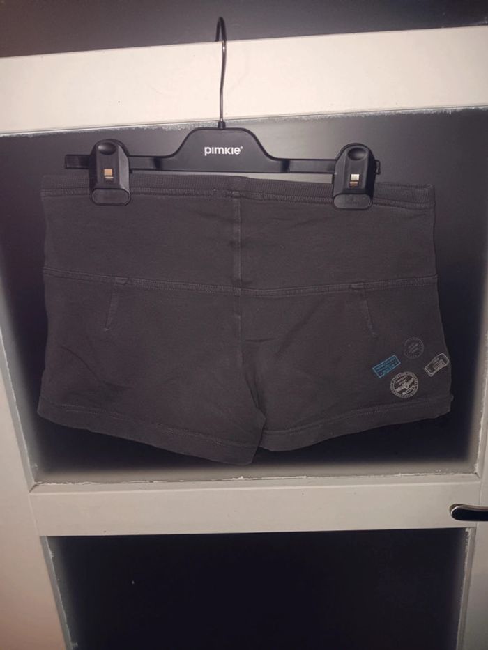 Short femme taille s - photo numéro 2