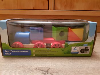 Train Play tive