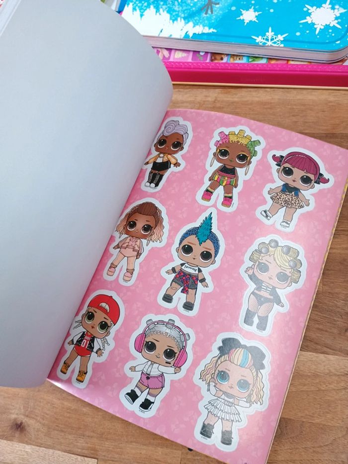 Livre d'autocollants poupée lol - photo numéro 5