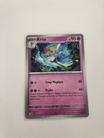 Carte pokemon kirlia