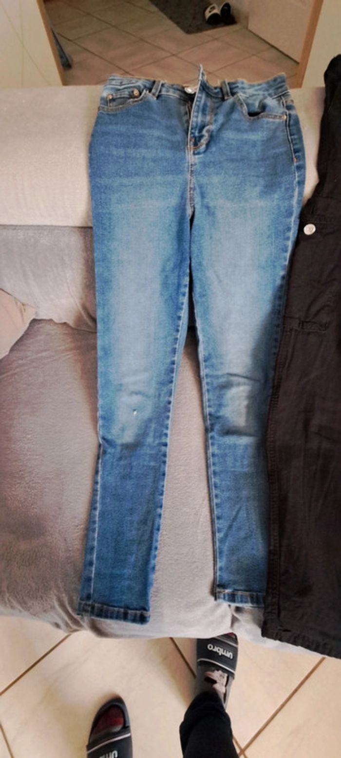 Lot de 2 pantalons (1 cargo et 1 jeans) Jennifer - photo numéro 3