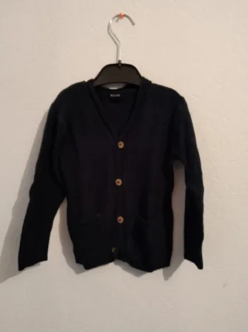 gilet col V à boutons kiabi garcon 18 mois 77-82cm