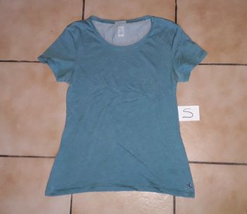 Tee-shirt T S