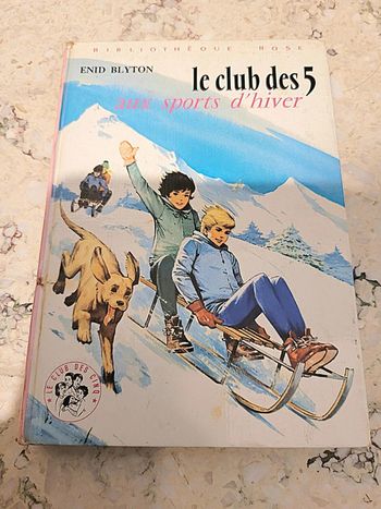 Livre le club des 5 aux sports d'hiver de Enid Blyton de 1973
