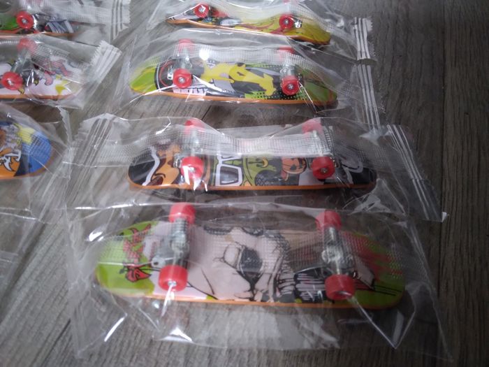 Lot 8 skateboard neuf - photo numéro 6