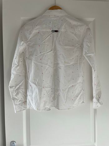 Chemise blanche motifs