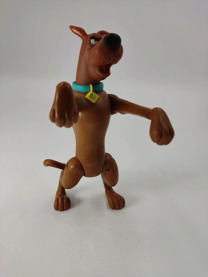Figurine chien scooby-doo hanna barbera 2000